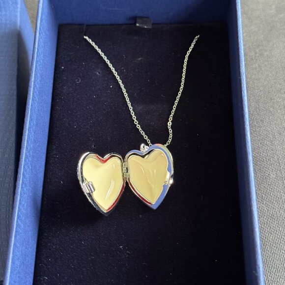 New in Box Authentic Swarovski Heart Locket Necklace 1082387 Silver - Picture 2 of 4